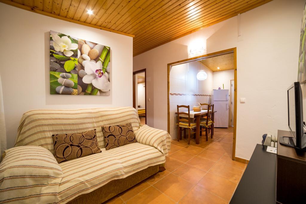Monte Do Zeca Hotel ซัมบูเจย์ราโดมาร์ ภายนอก รูปภาพ